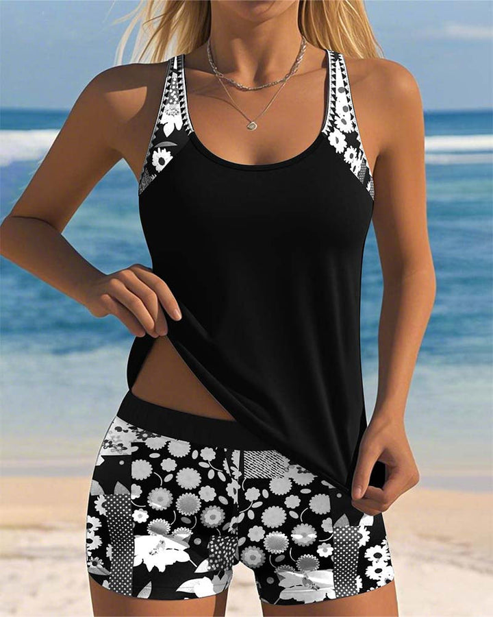 Two-Piece Swimsuit with Comfortable Fit and Floral Beach Style