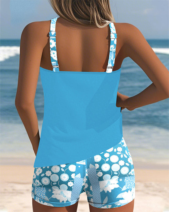 Two-Piece Swimsuit with Comfortable Fit and Floral Beach Style