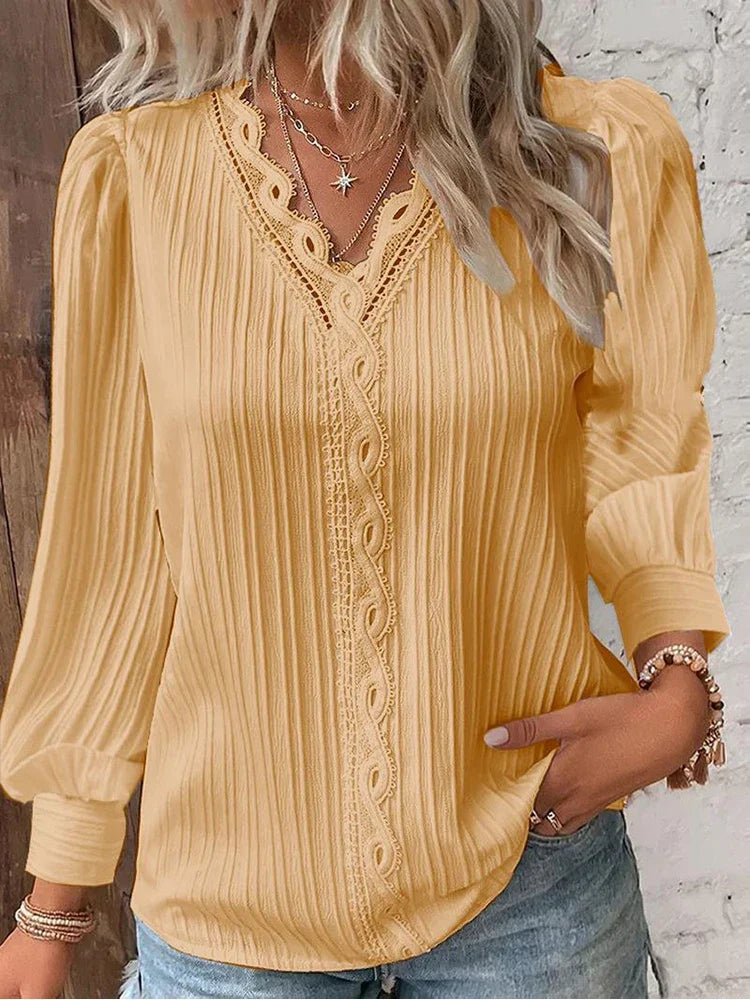 Blouse with Chiffon and Lace Details