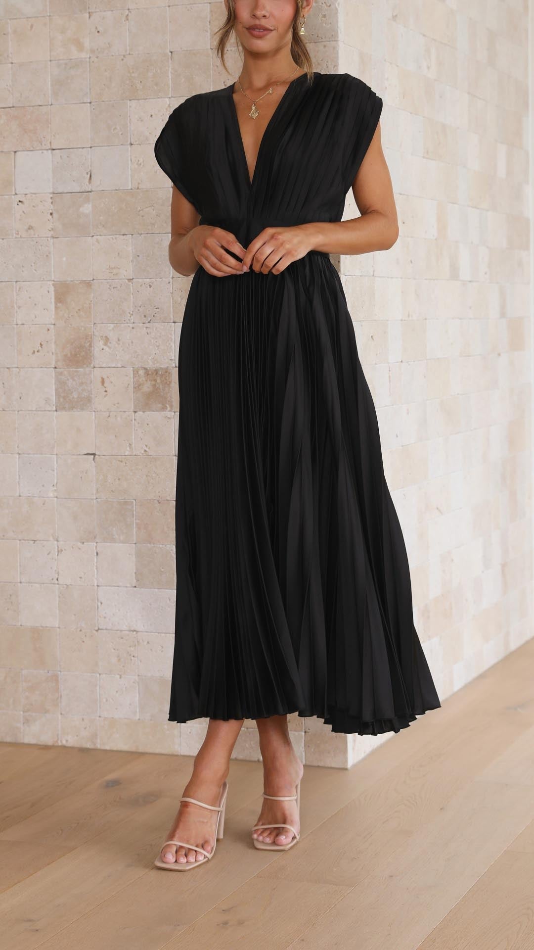 Fall Wedding Guest Pleated Maxi Dress