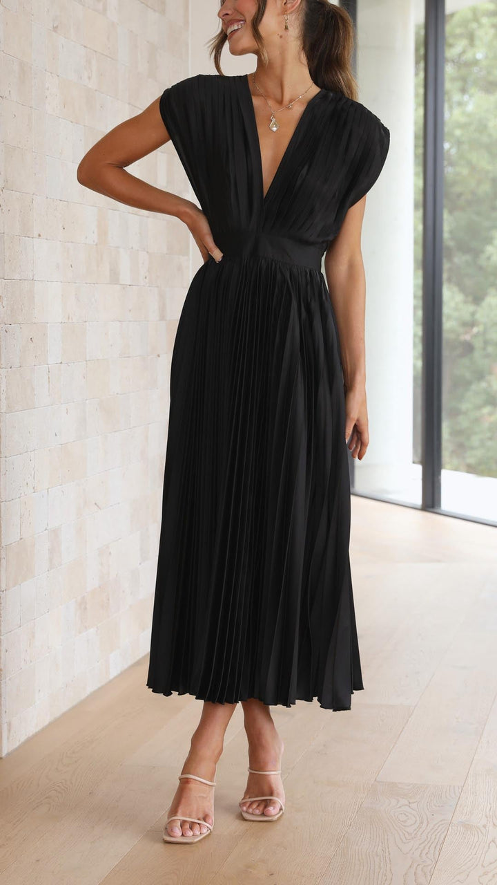 Fall Wedding Guest Pleated Maxi Dress