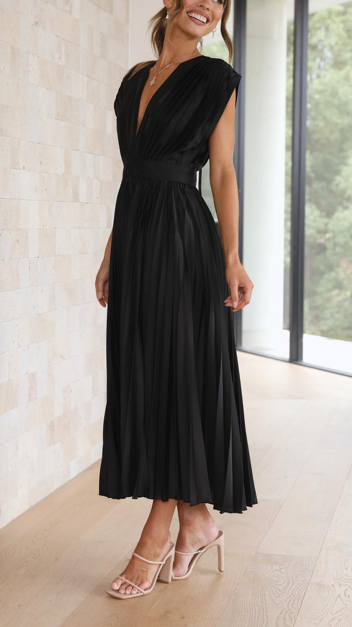 Fall Wedding Guest Pleated Maxi Dress
