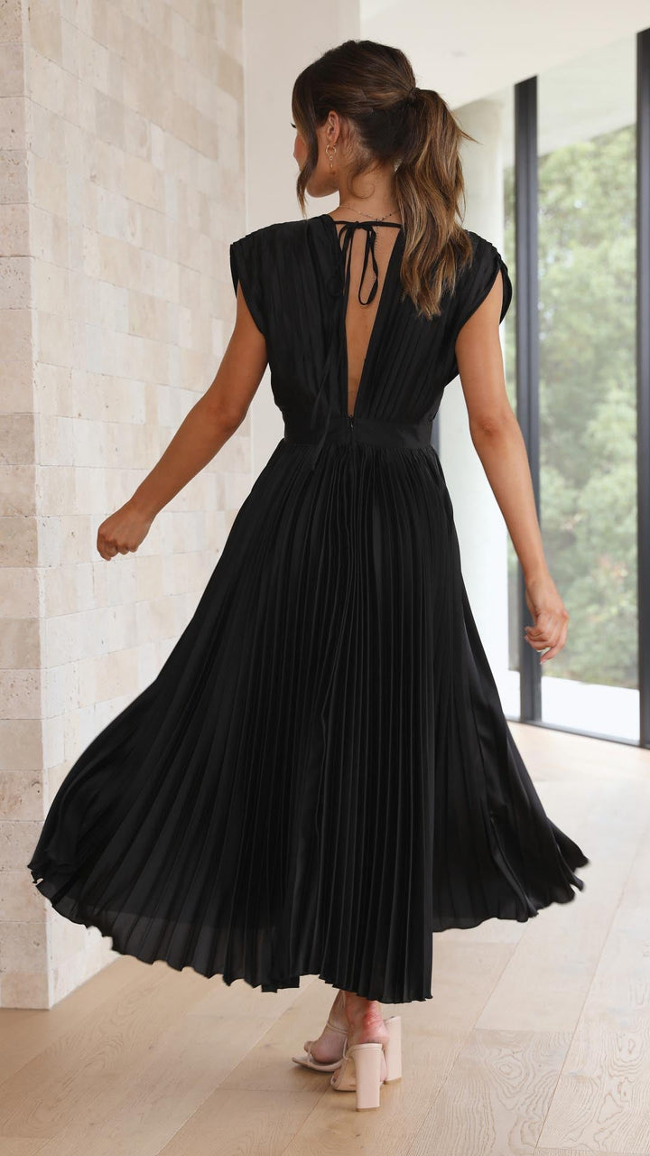 Fall Wedding Guest Pleated Maxi Dress