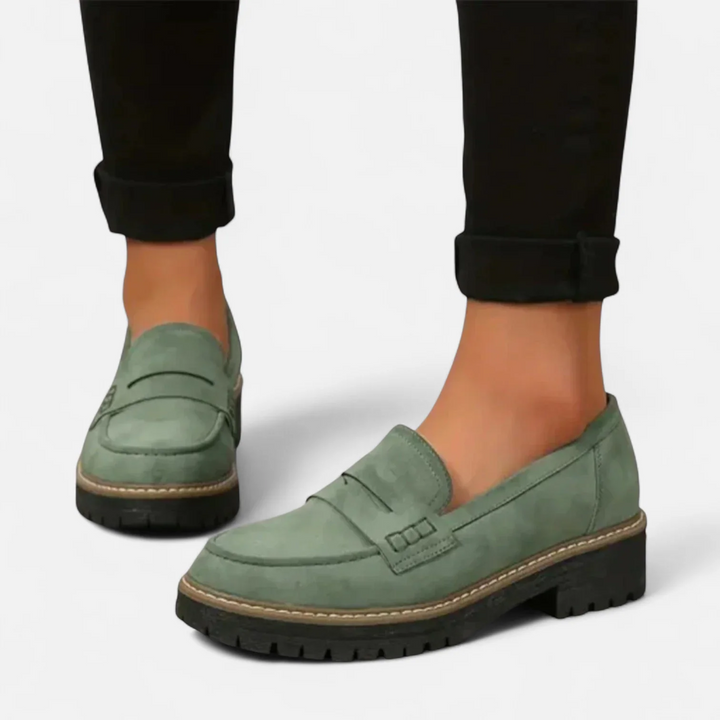 Classic Chunky Sole Loafers with Modern Edge For Women